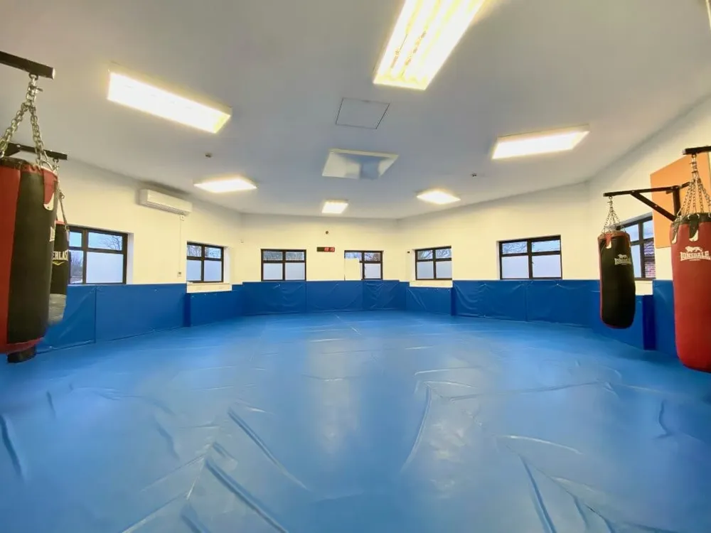 https://www.shuhari.co.uk/_app/immutable/assets/Boxing_training_in_Slough.dc2ac4b1.webp