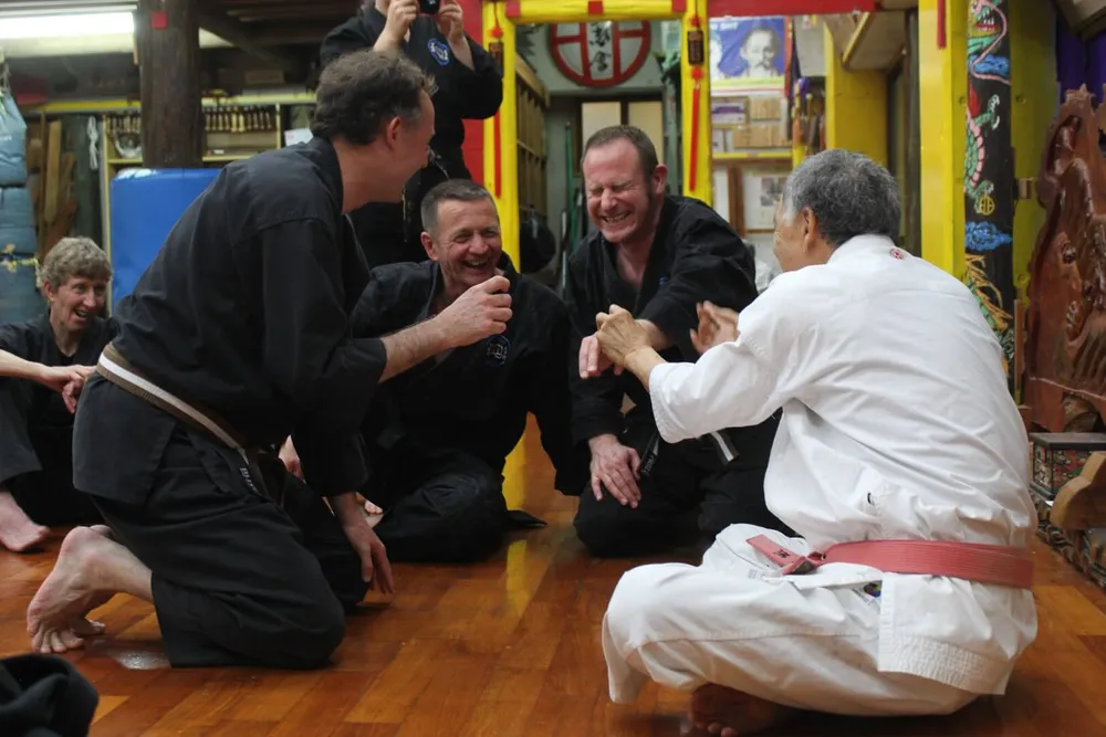 https://www.shuhari.co.uk/_app/immutable/assets/Karate_club_in_Maidenhead.2cb2c639.webp