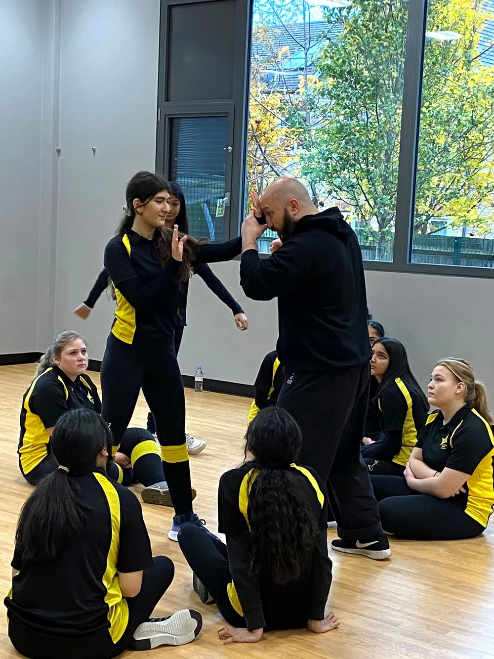https://www.shuhari.co.uk/_app/immutable/assets/Martial%20Arts%20After%20School%20Class.45ec5e84.webp